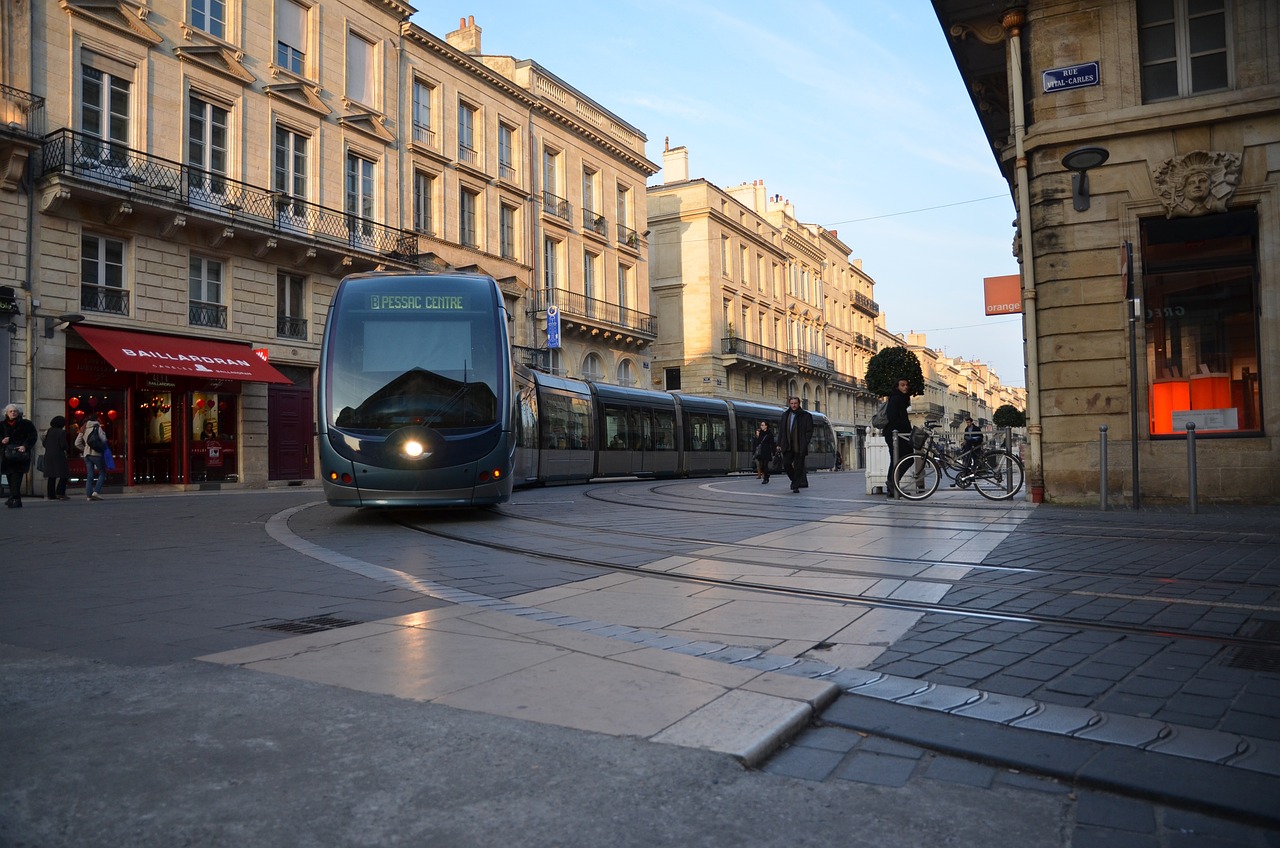 Illustration Bordeaux, la ville en pleine mutation immobilière : Vers un boom ou une bulle ?