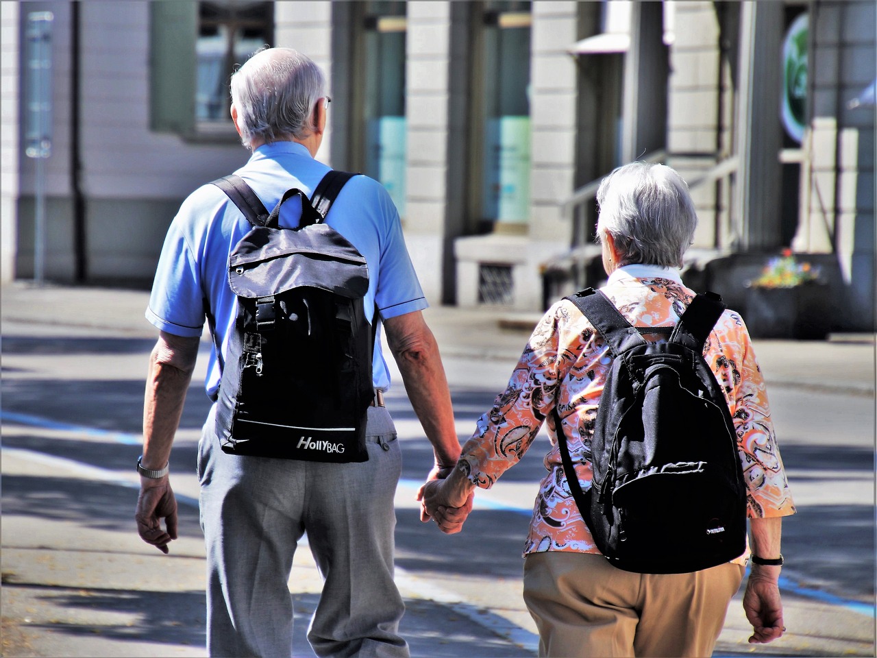 Des infrastructures et services adaptés aux seniors