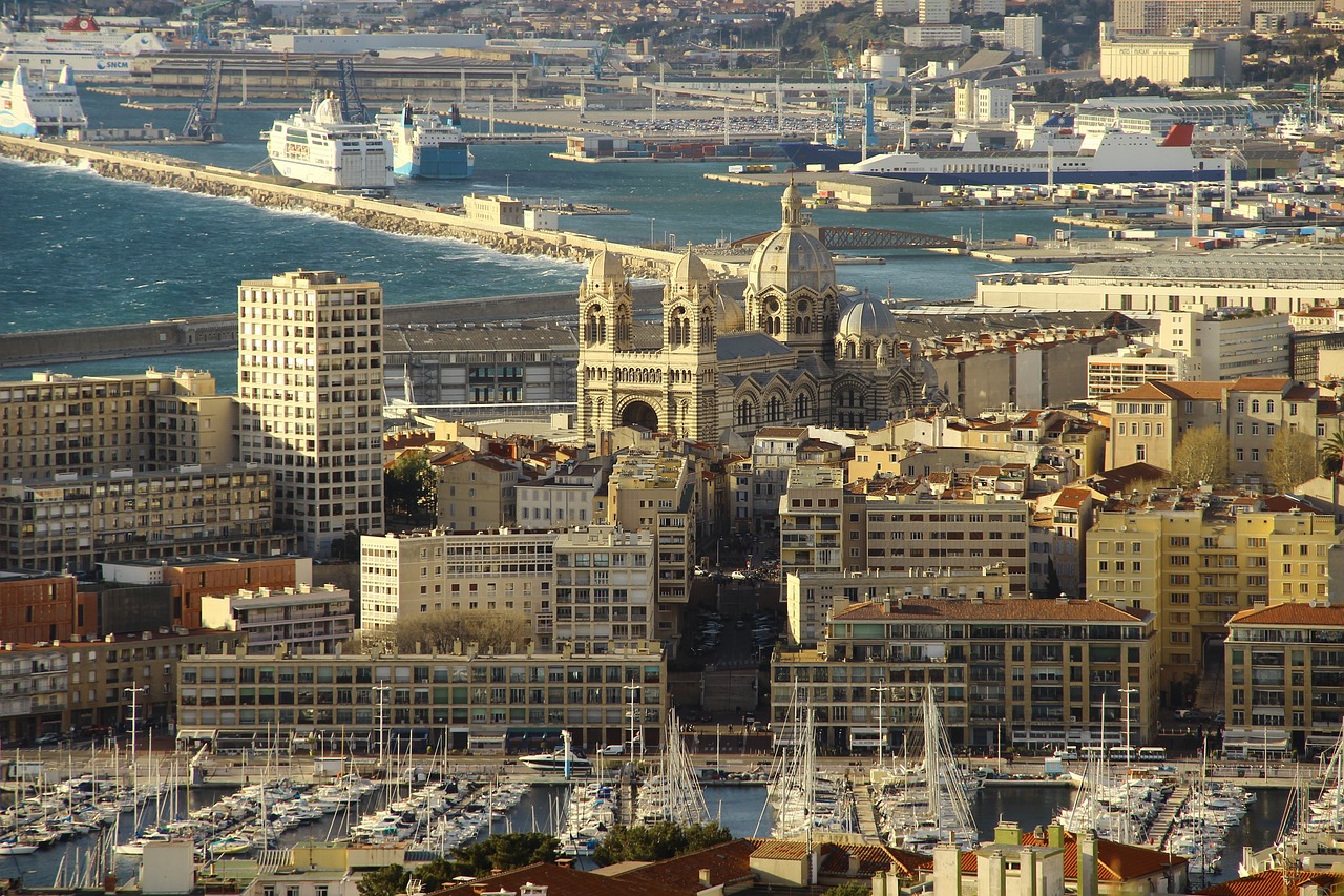 Illustration Pourquoi changer de syndic de copropriété à Marseille ?